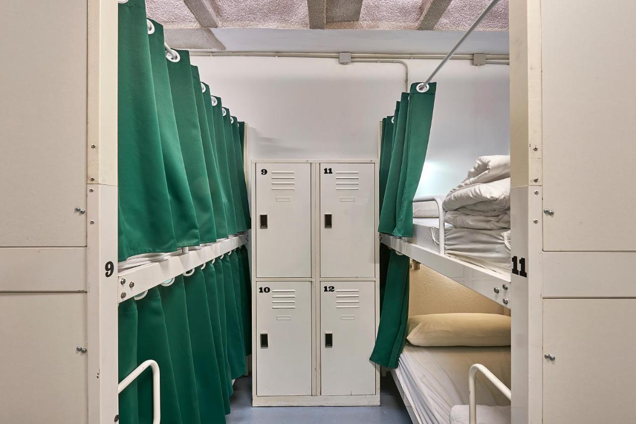הוספיטלט דה יוברגאט Hola Hostal Collblanc מראה חיצוני תמונה