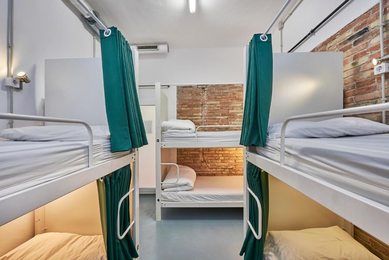 הוספיטלט דה יוברגאט Hola Hostal Collblanc מראה חיצוני תמונה