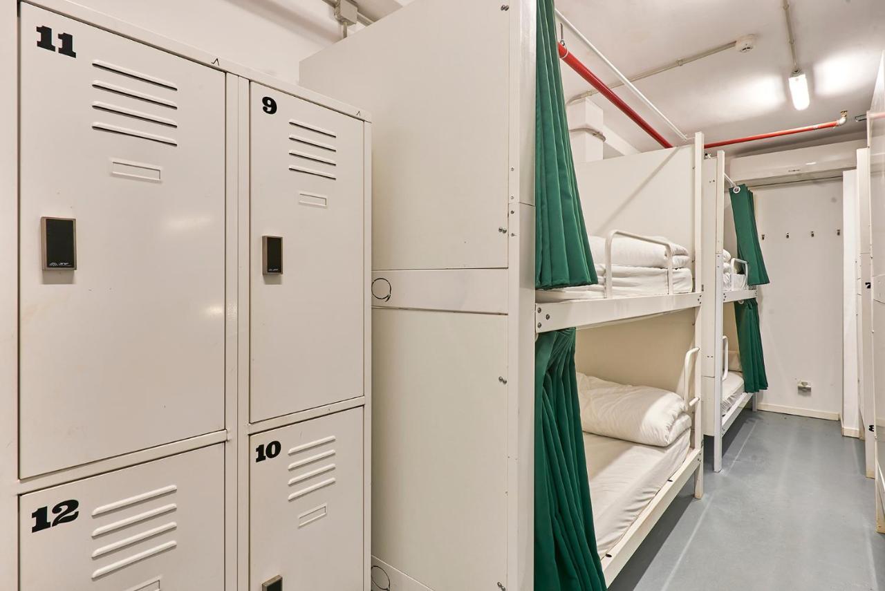הוספיטלט דה יוברגאט Hola Hostal Collblanc מראה חיצוני תמונה