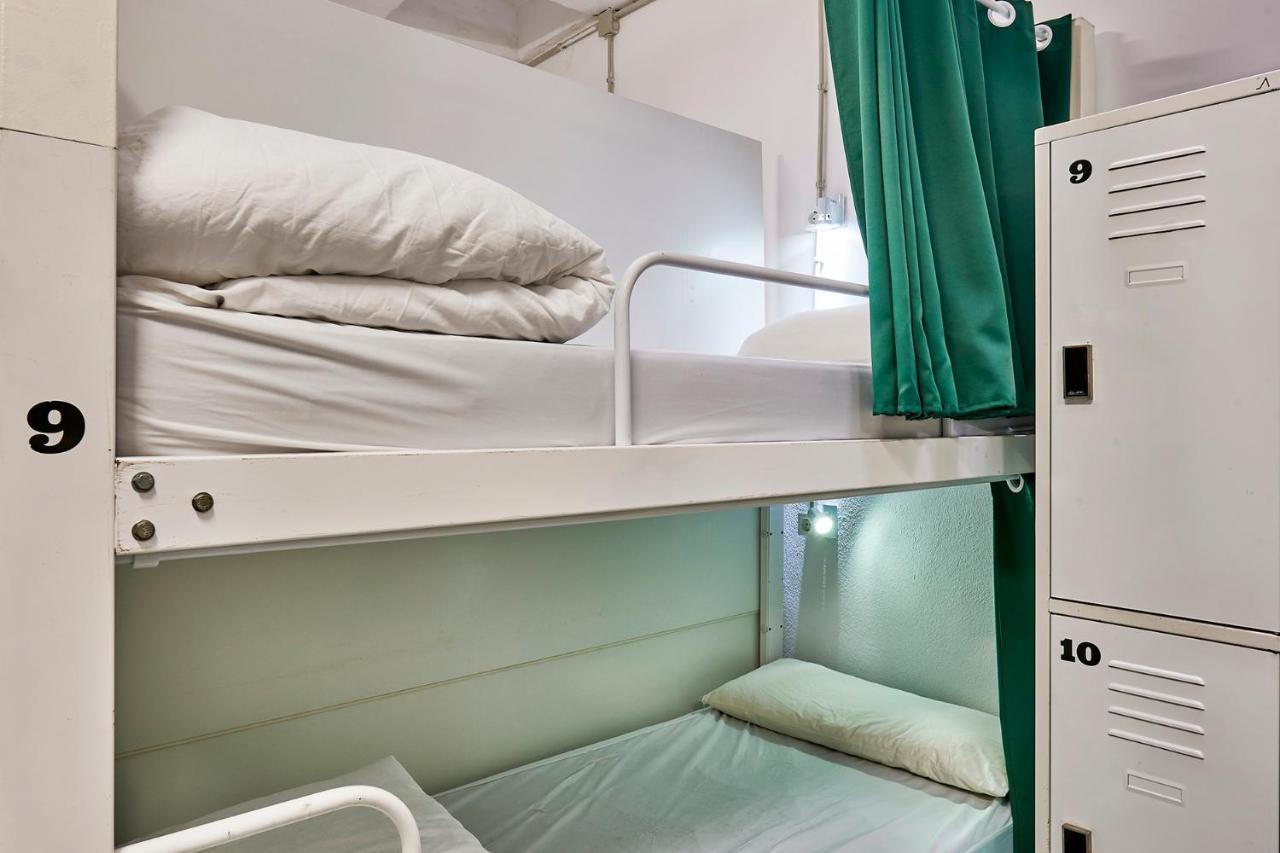 הוספיטלט דה יוברגאט Hola Hostal Collblanc מראה חיצוני תמונה